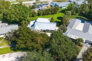 801 Fairhaven Dr, North Palm Beach, FL 33408 - Photo 4