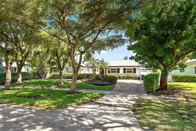 801 Fairhaven Drive, North Palm Beach, FL 33408 - Photo 2