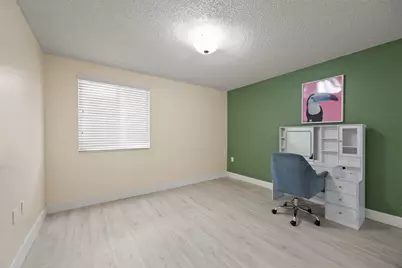 2741 Village Boulevard #303, West Palm Beach, FL 33409 - Photo 16