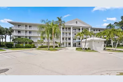 2741 Village Boulevard #303, West Palm Beach, FL 33409 - Photo 2