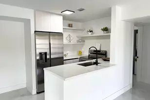 10033 Winding Lake Rd, Sunrise, FL 33351 - Photo 8