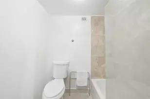 16850 S Glades Dr, North Miami Beach, FL 33162 - Photo 12