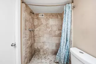 16850 S Glades Dr, North Miami Beach, FL 33162 - Photo 18