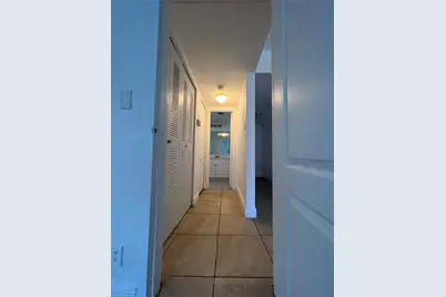 5221 Geneva Way #208, Doral, FL 33166 - Photo 10