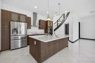 15800 NW 88th Ave, Miami Lakes, FL 33018 - Photo 18