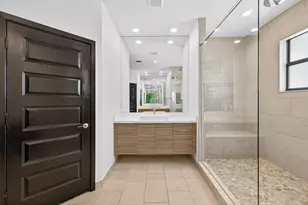 15800 NW 88th Ave, Miami Lakes, FL 33018 - Photo 48