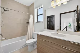 15800 NW 88th Ave, Miami Lakes, FL 33018 - Photo 36