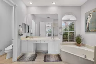 127 Casa Grande Ct, Palm Beach Gardens, FL 33418 - Photo 32