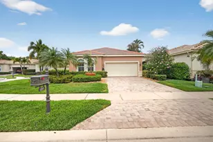 127 Casa Grande Ct, Palm Beach Gardens, FL 33418 - Photo 2