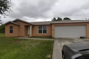 2311 SE Charleston Dr, Port Saint Lucie, FL 34952 - Photo 6