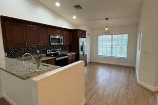 249 NE Glentry Ave, Port Saint Lucie, FL 34983 - Photo 8