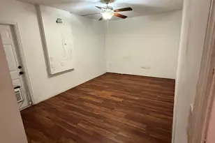 249 NE Glentry Ave, Port Saint Lucie, FL 34983 - Photo 10