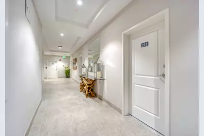 41 SW Seminole Street #211, Stuart, FL 34994 - Photo 2