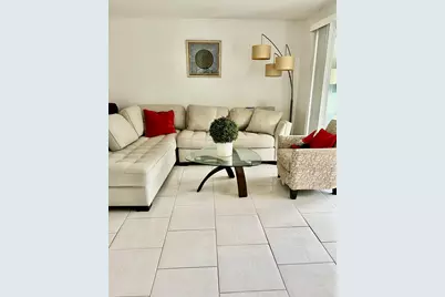 9261 Sunrise Lakes Boulevard, Sunrise, FL 33322 - Photo 4