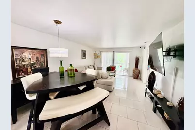 9261 Sunrise Lakes Boulevard, Sunrise, FL 33322 - Photo 20