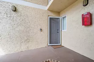 1552 SE Royal Green Cir, Port Saint Lucie, FL 34952 - Photo 2