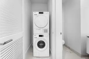 220 Lake Shore Dr, Lake Park, FL 33403 - Photo 10