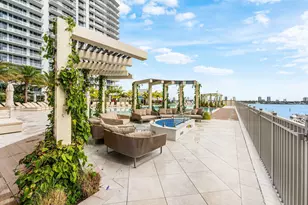 220 Lake Shore Dr, Lake Park, FL 33403 - Photo 8