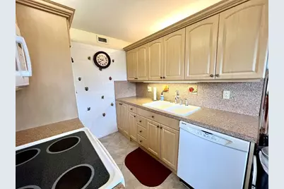 4159 Cambridge G #4159, Deerfield Beach, FL 33442 - Photo 6