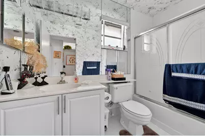 6045 Sunny Pointe Circle, Delray Beach, FL 33484 - Photo 28