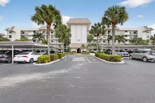 9260 SW 14th St, Boca Raton, FL 33428 - Photo 2
