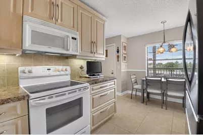 9260 SW 14th Street #2207, Boca Raton, FL 33428 - Photo 10