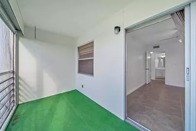 2049 Hythe C, Boca Raton, FL 33434 - Photo 32