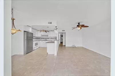 2049 Hythe C, Boca Raton, FL 33434 - Photo 6