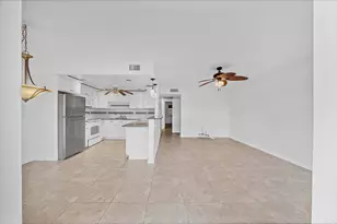 2049 Hythe C, Boca Raton, FL 33434 - Photo 6