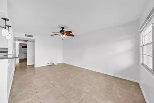 2049 Hythe C, Boca Raton, FL 33434 - Photo 12