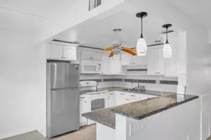 2049 Hythe C, Boca Raton, FL 33434 - Photo 8