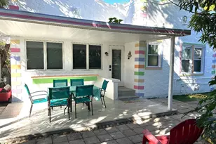 705 N Palmway, Lake Worth Beach, FL 33460 - Photo 2