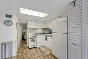 18 Juniper Dr, Briny Breezes, FL 33435 - Photo 12