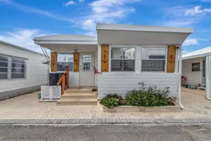 18 Juniper Dr, Briny Breezes, FL 33435 - Photo 2