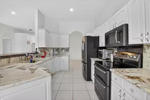 7823 Rockford Rd, Boynton Beach, FL 33472 - Photo 14