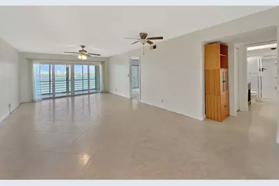 501 Lake Shore Drive #Fifth Floor Unit, West Palm Beach, FL 33403 - Photo 8