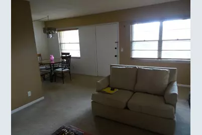 151 SW 135th Terrace #303t, Pembroke Pines, FL 33027 - Photo 2