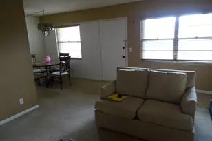 151 SW 135th Terrace, Pembroke Pines, FL 33027 - Photo 2