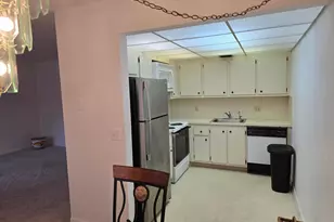 151 SW 135th Terrace, Pembroke Pines, FL 33027 - Photo 10