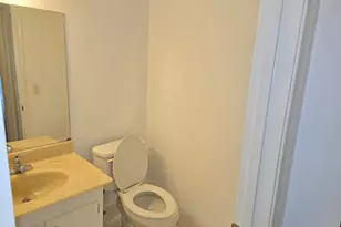 151 SW 135th Terrace, Pembroke Pines, FL 33027 - Photo 16