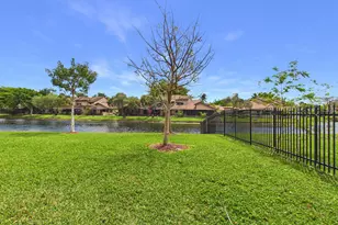 9780 Nob Hill Ct, Sunrise, FL 33351 - Photo 18