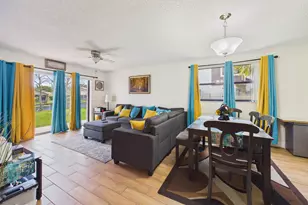 9780 Nob Hill Ct, Sunrise, FL 33351 - Photo 10