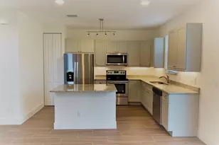 107 Osprey Cir, Hypoluxo, FL 33462 - Photo 1