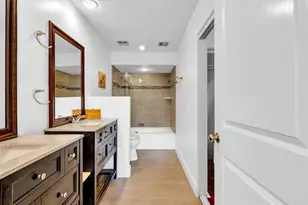 5719 Fox Hollow Dr, Boca Raton, FL 33486 - Photo 20