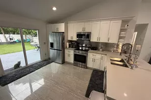 8097 Cedar Hollow Ln, Boca Raton, FL 33433 - Photo 4
