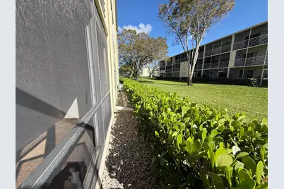 13 Dorset A, Boca Raton, FL 33434 - Photo 34