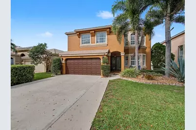 2052 Reston Circle, Royal Palm Beach, FL 33411 - Photo 2