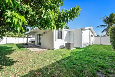 101 SE 13th Street, Deerfield Beach, FL 33441 - Photo 18