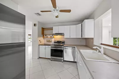 1828 N Palmway, Lake Worth Beach, FL 33460 - Photo 16