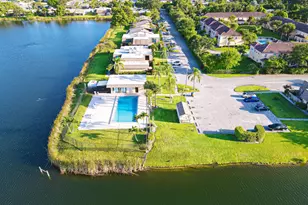 4702 Waterview Cir, Palm Springs, FL 33461 - Photo 32